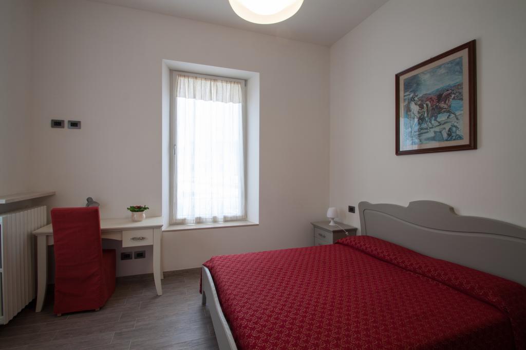 Bed&breakfast Palazzo di Primavera Caprino Veronese Camera foto
